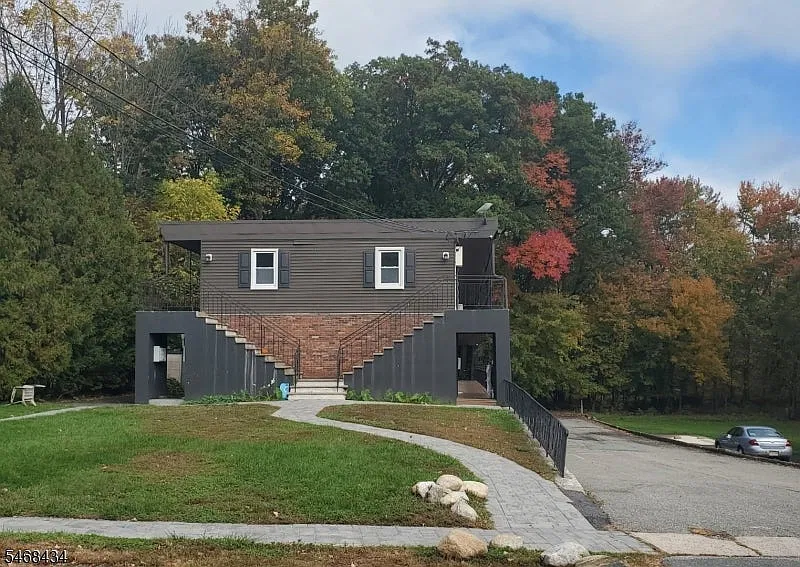 60 Star Lake Rd #5