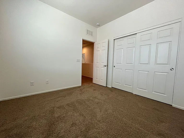 6202 Yankee Spring St — Photo 17