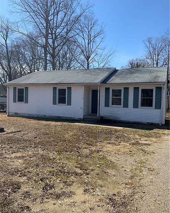 2nd image of 3716 Robert E Lee Dr