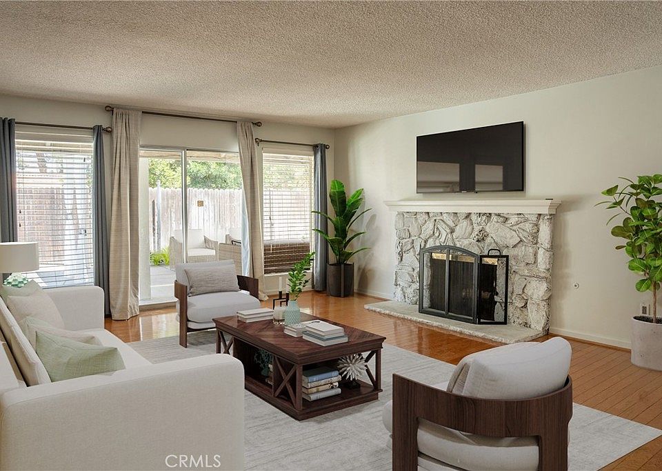 1st image of 1201 Lyndhurst Dr