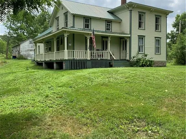 2934 Apulia Rd, La Fayette, NY 13084