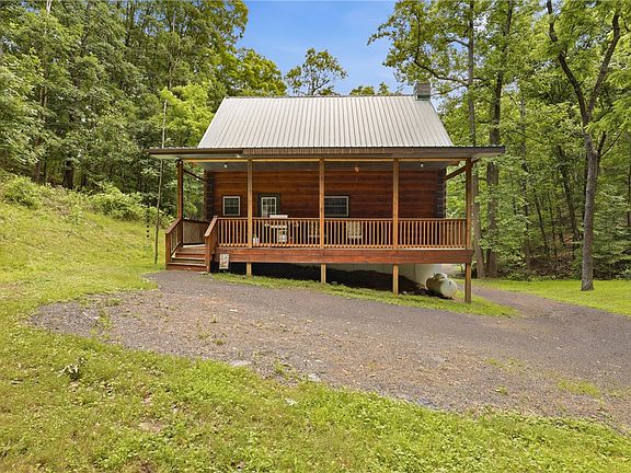 3rd image of 390 Logsdon Hollow Rd