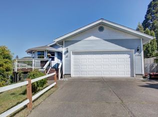 1195 Garden Terrace Rd, Grants Pass, OR 97527