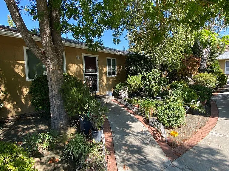 7437 Santa Ysabel Ave — Photo 11