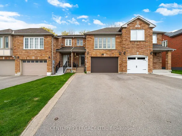 28 Wildfire Rd, Vaughan, ON L4L 8Y9