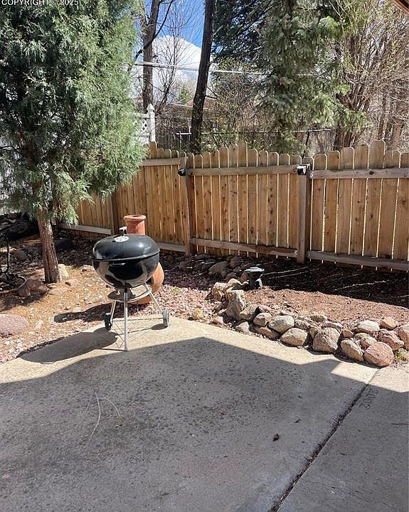 2nd image of 136 Creekside Ln
