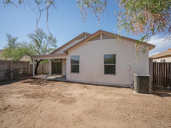 5th image of 11819 W Ester Dr