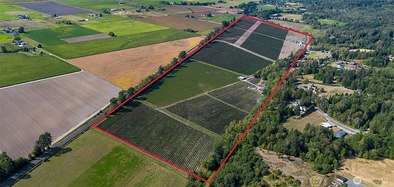 2nd image of 15860 Colony Road