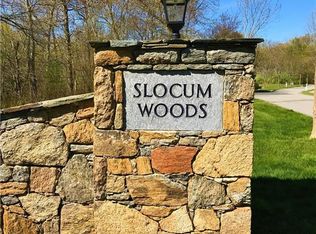 422 Sylvan Ct, Saunderstown, RI 02874