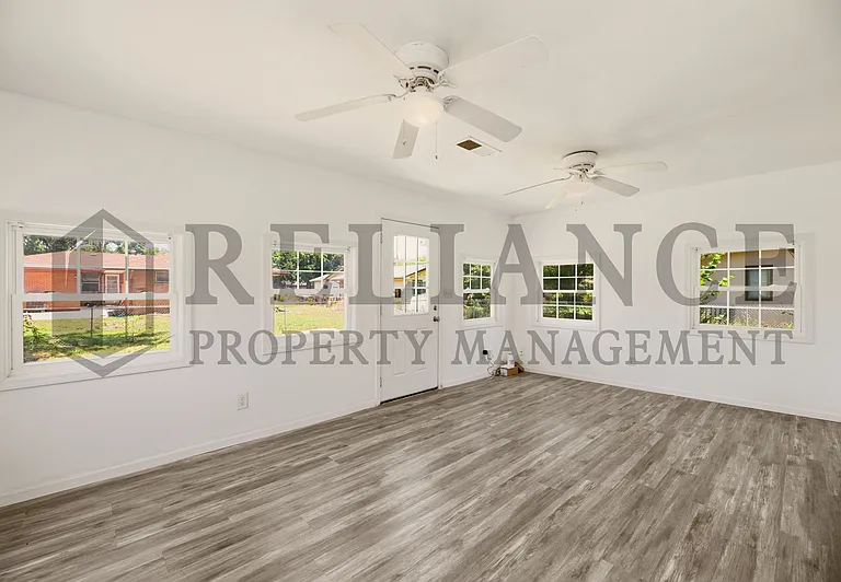 2425 N Marigold Ln — Photo 26