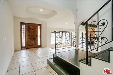 5th image of 18125 Califa St