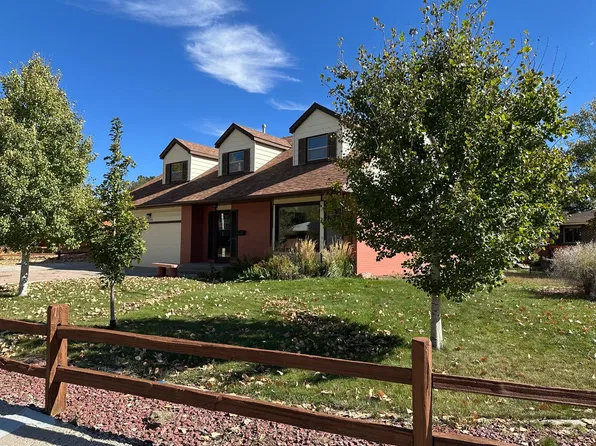 5163 Sycamore Rd, Cheyenne, WY 82009
