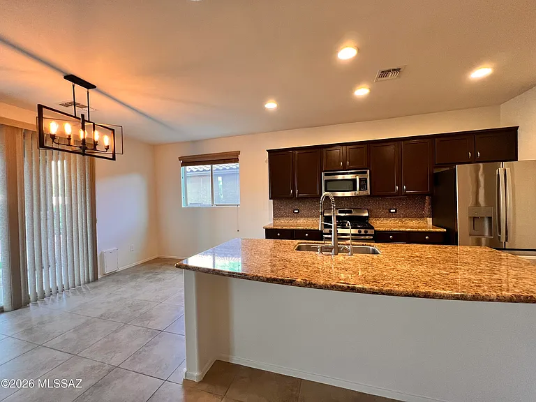 12992 N Westminster Dr — Photo 7