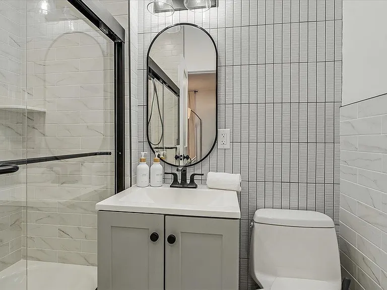 97-99 Zabriskie St #3R — Photo 16