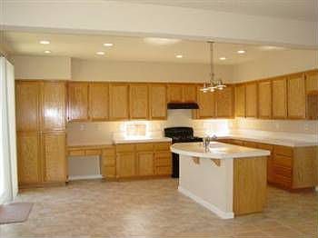 3rd image of 9523 E Park Dr