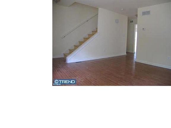 2nd image of 406 S Woodward Ave