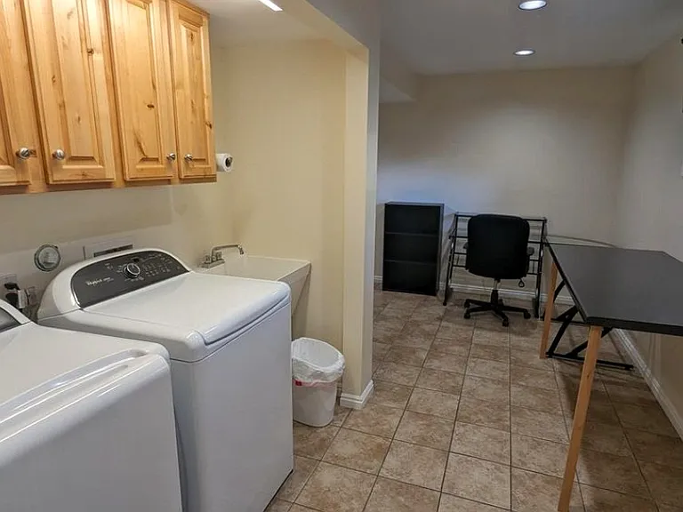 104 Akard Ave — Photo 3