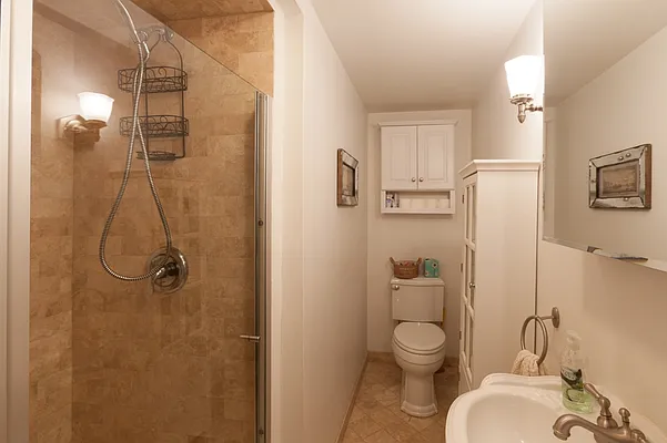 Sold by MNS | media 1