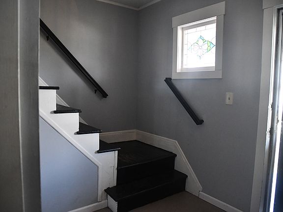 3rd image of 335 Harlem Ave #2