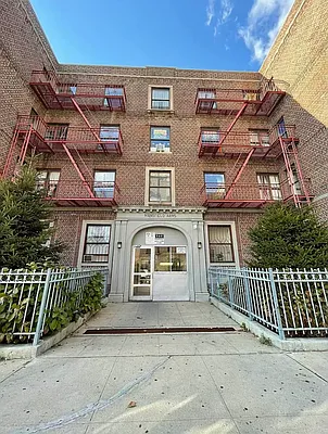 Rented by Bedford And Dean LLC | media 21