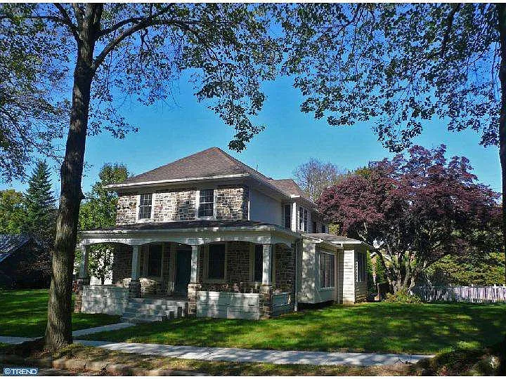 1323 Dauphin Ave photo 1