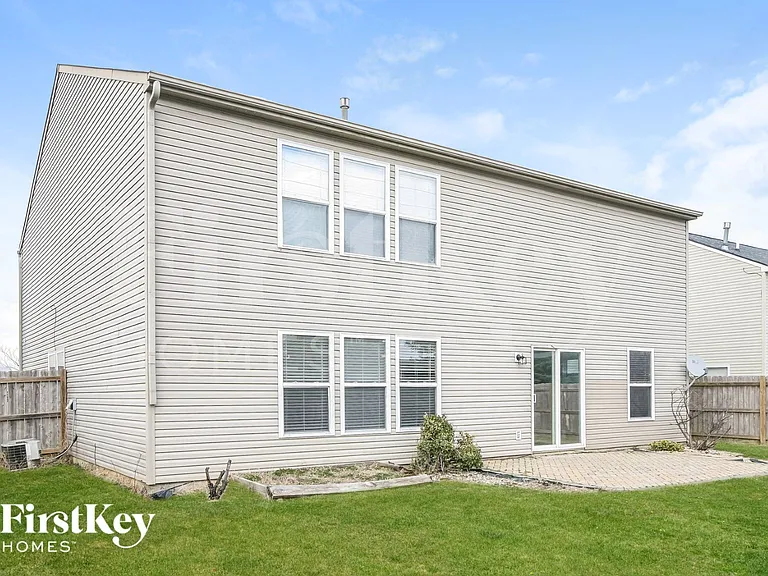 10077 Pine Grove Way — Photo 15