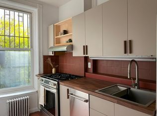 16 Berkeley Pl FLOOR 2, Brooklyn, NY 11217