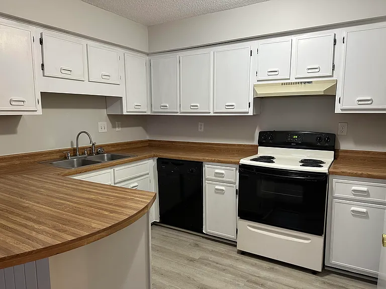2142 Pier Point Pl — Photo 2
