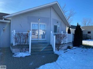 4221 Neuman Rd, Saint Clair, MI 48079