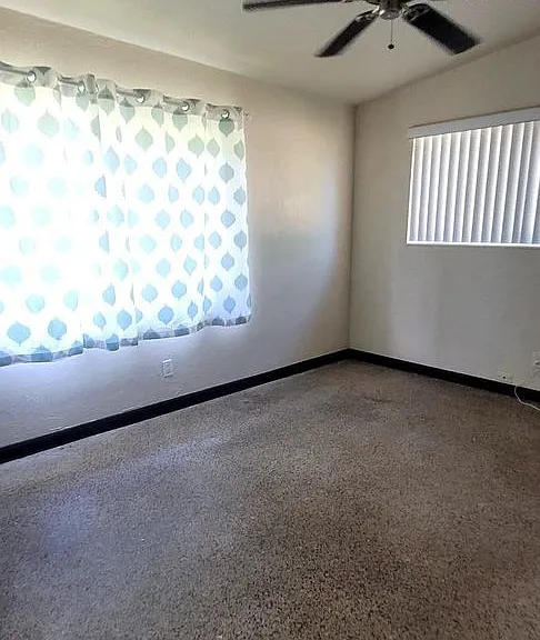 4330 SW 10th St #4330 — Photo 6