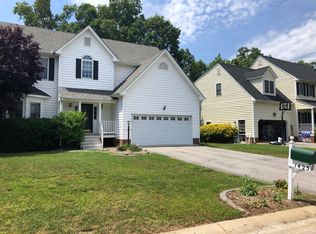 1425 Hawkins Wood Cir, Midlothian, VA