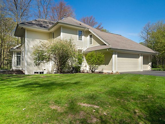 5th image of 7969 Byron Station Ct SW