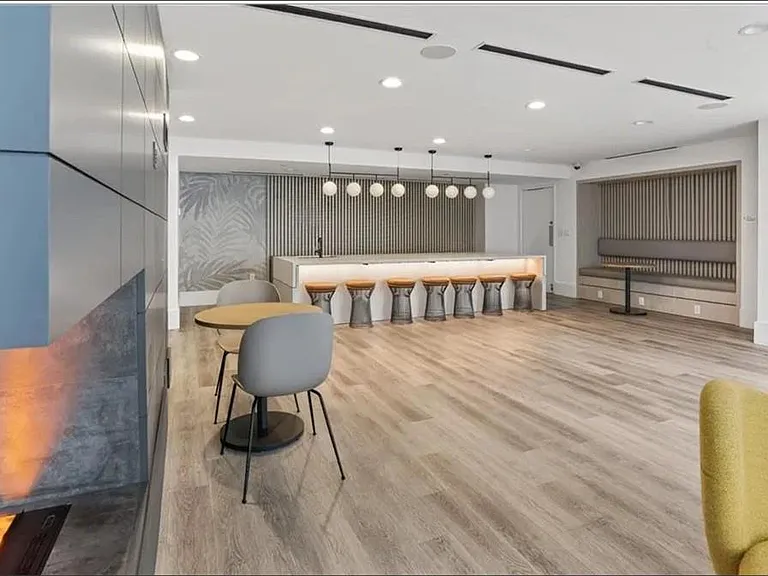 3324 Peachtree Rd NE #2908 — Photo 33