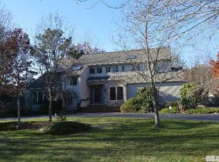 132 Helme Ave, Miller Place, NY 11764
