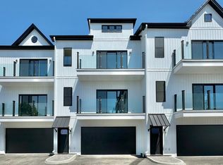 11 Morse St, West Haven, CT 06516