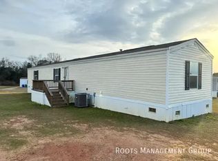 1296 Hunters Mountain Pkwy #1296, Troy, AL 36079