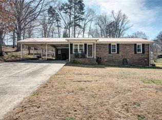 320 Chiefvan Ter NE, Calhoun, GA 30701