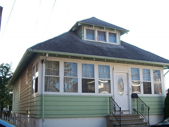 2nd image of 405 N 42nd St