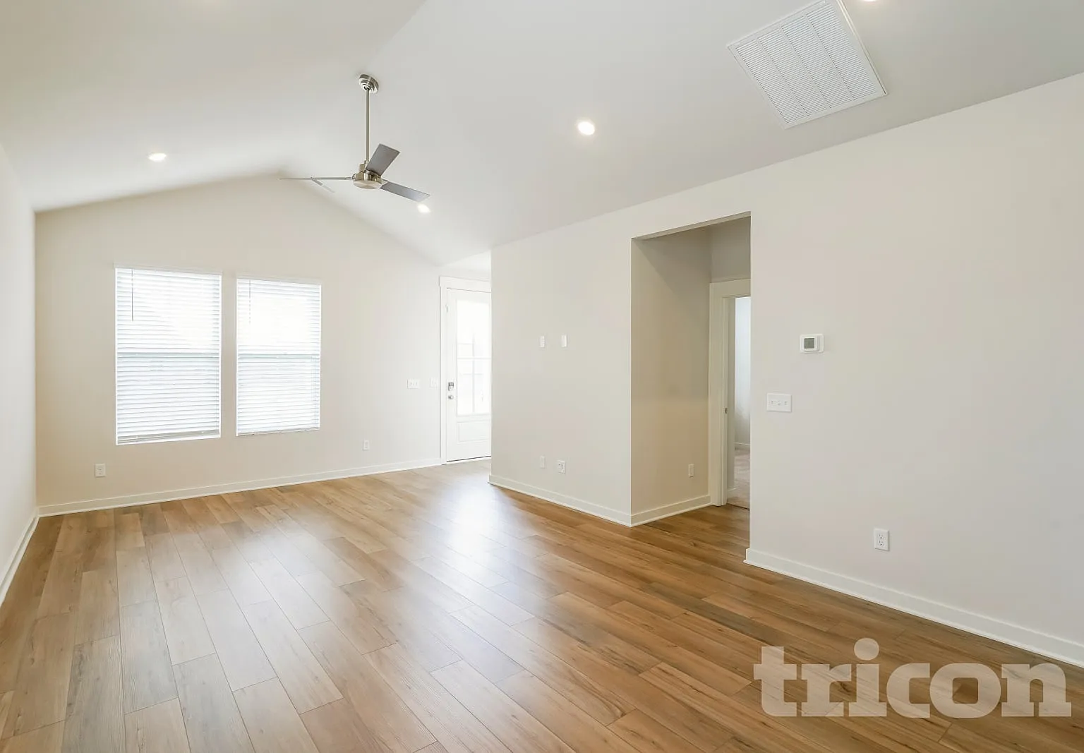 351 Park Glen Dr Mt. Juliet TN — Photo 2