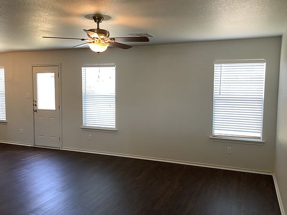 5th image of 328 Brown St