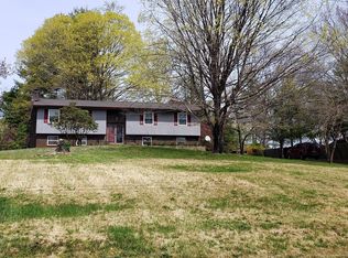9305 Sarasota Dr, Knoxville, TN 37923