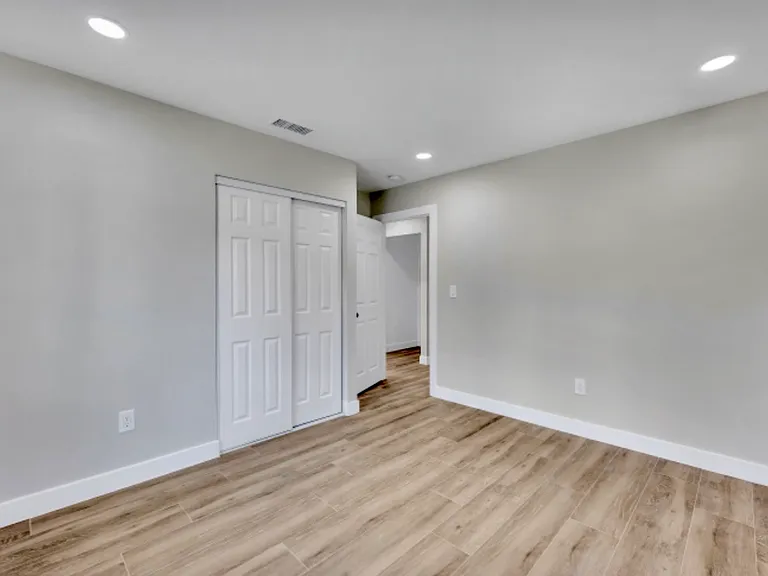 1223 N Avenue 45 — Photo 18