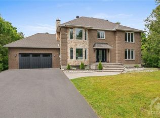 1317 Cornfield Cres, Ottawa, ON K4P1B5