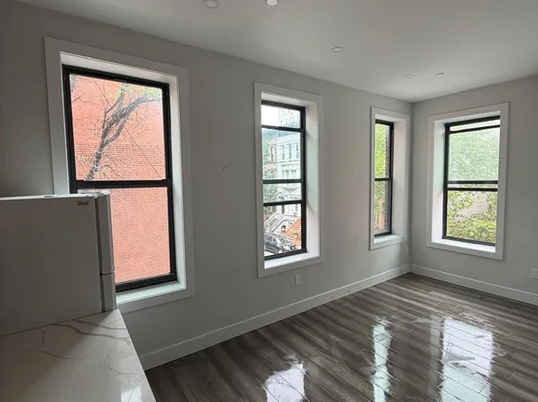 239 Lenox Avenue image 1 of 7