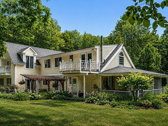 2nd image of 1451 Tucker Hill Road