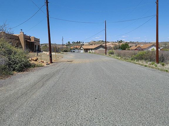 5th image of 19692 E Juniper Dr