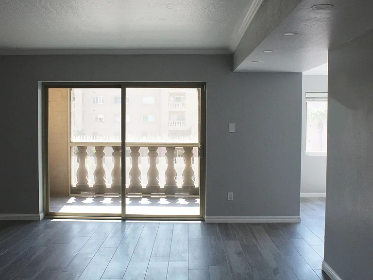 7860 E Camelback Rd #412 — Photo 9