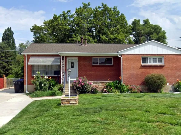 1829 E Severn Dr, Holladay, UT 84124