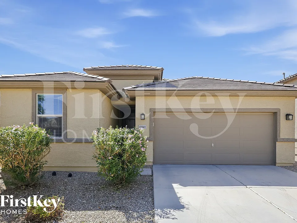 17565 W Villa Chula Ln