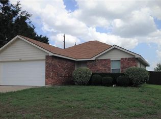 1825 Trailview Dr, Terrell, TX 75160